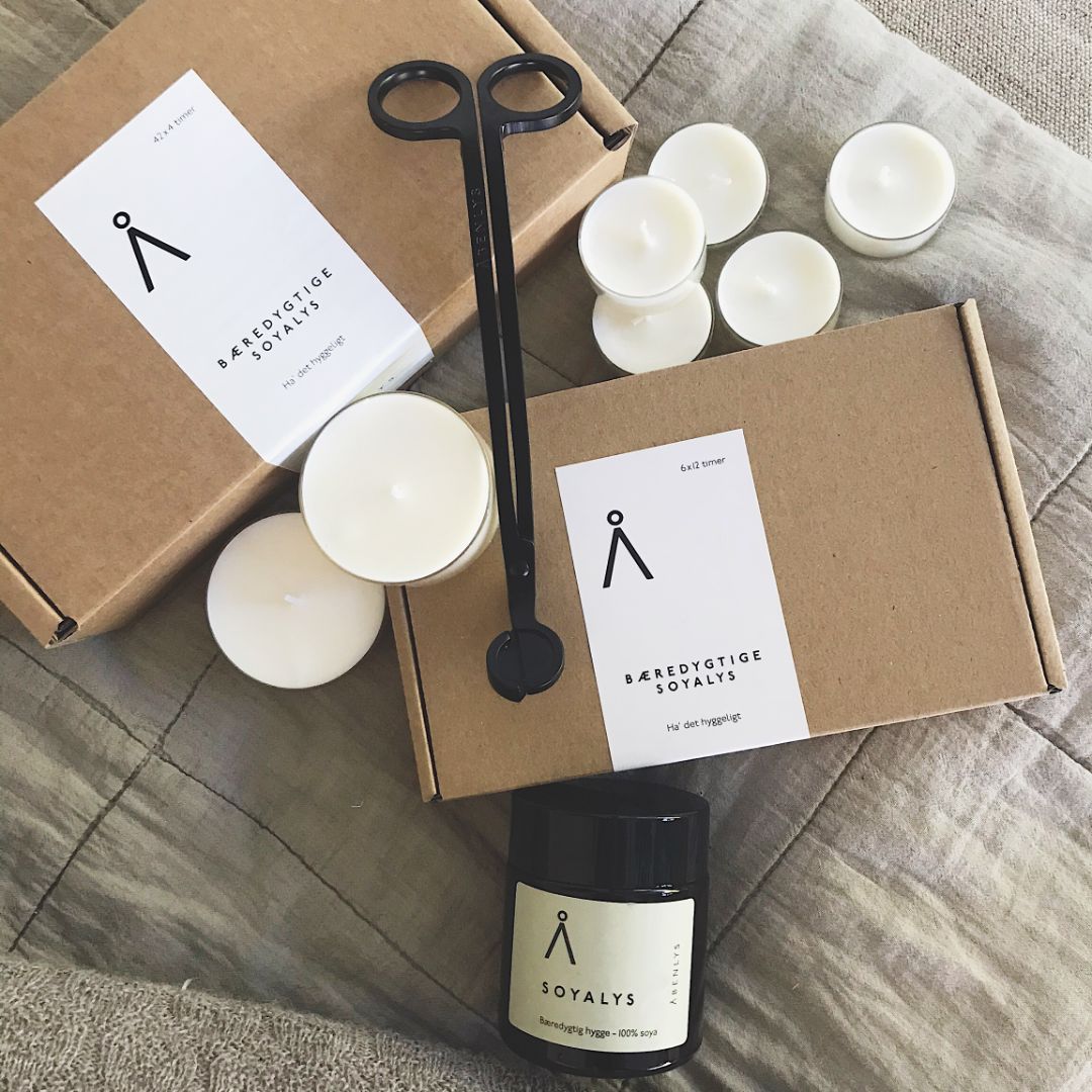 Stearinlys og lys af soyavoks fra Åbenlys