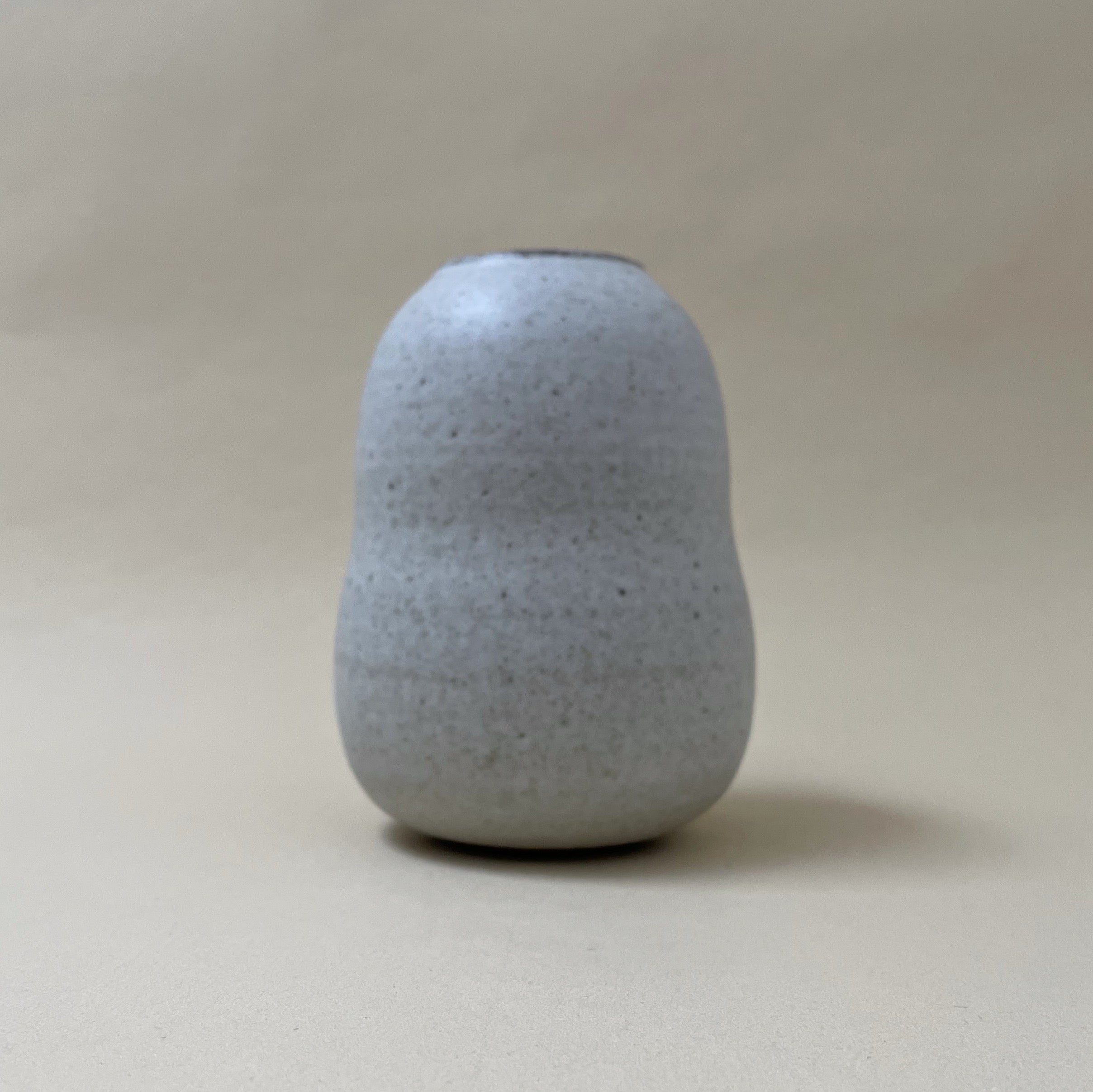 Vase (H:15 cm) - Ottetals formet - Grå