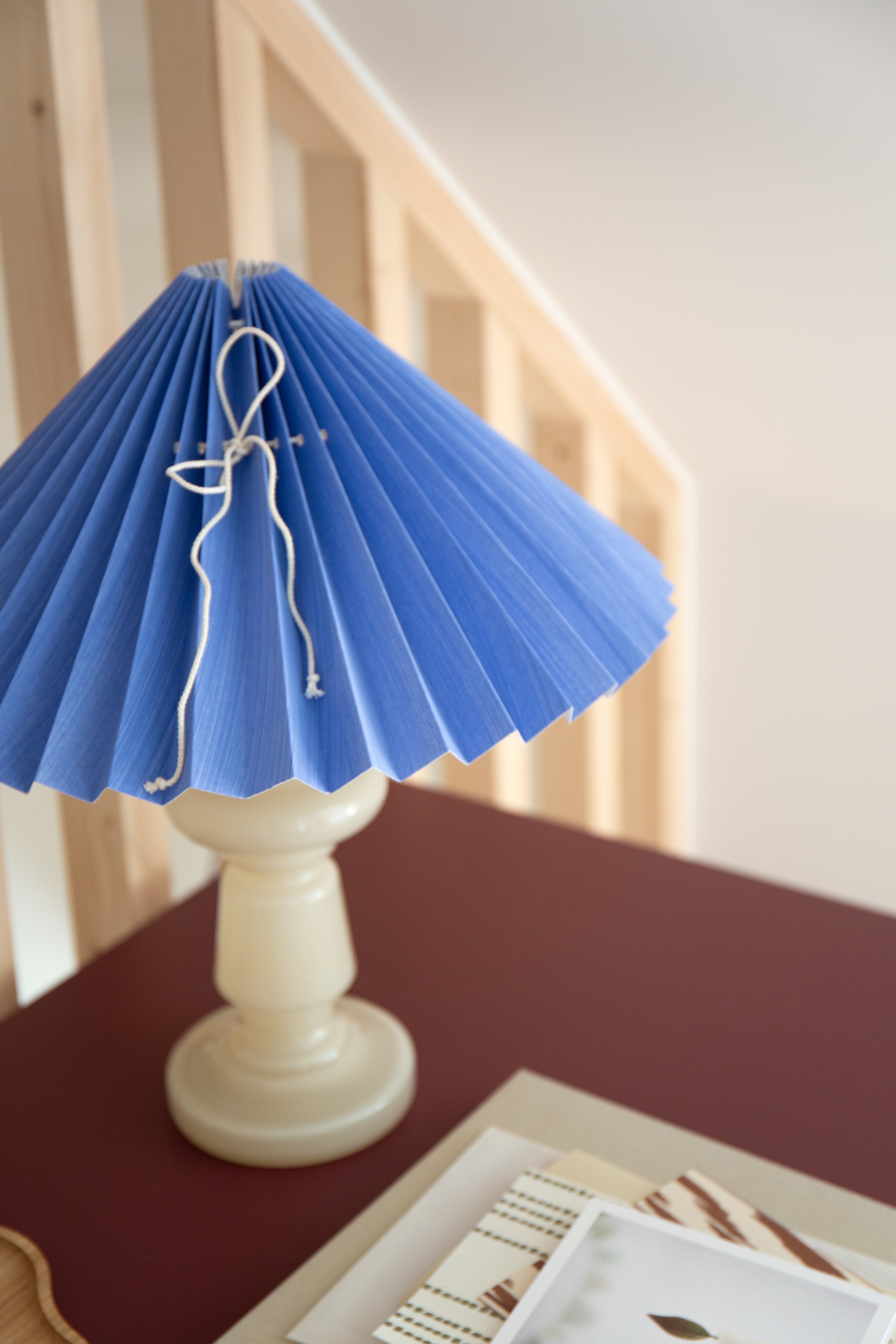 Håndlavet bordlampe – Petro 2 Beige & Mørkeblå