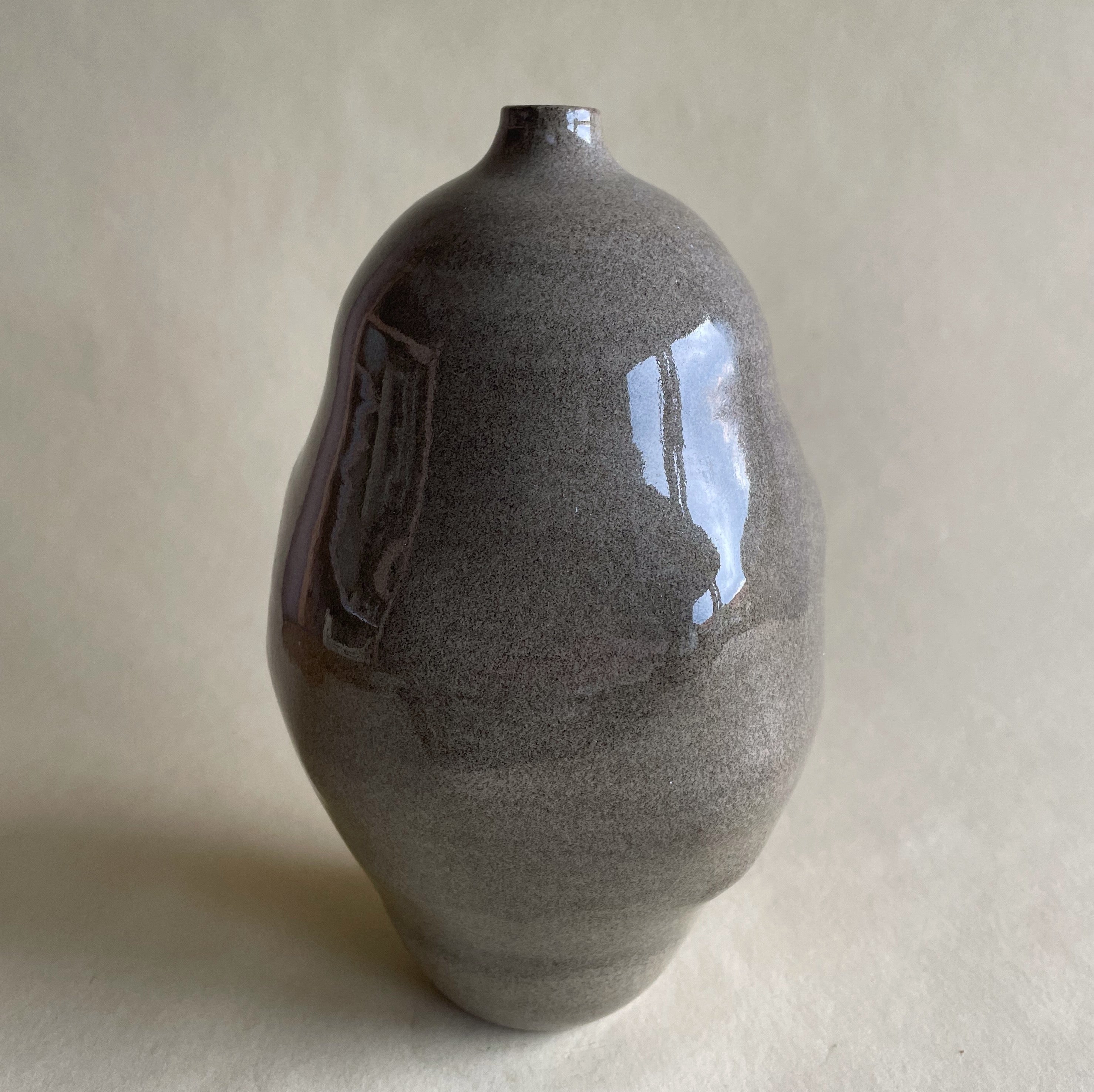 Shaped vase (H:23) - Unika - Brun
