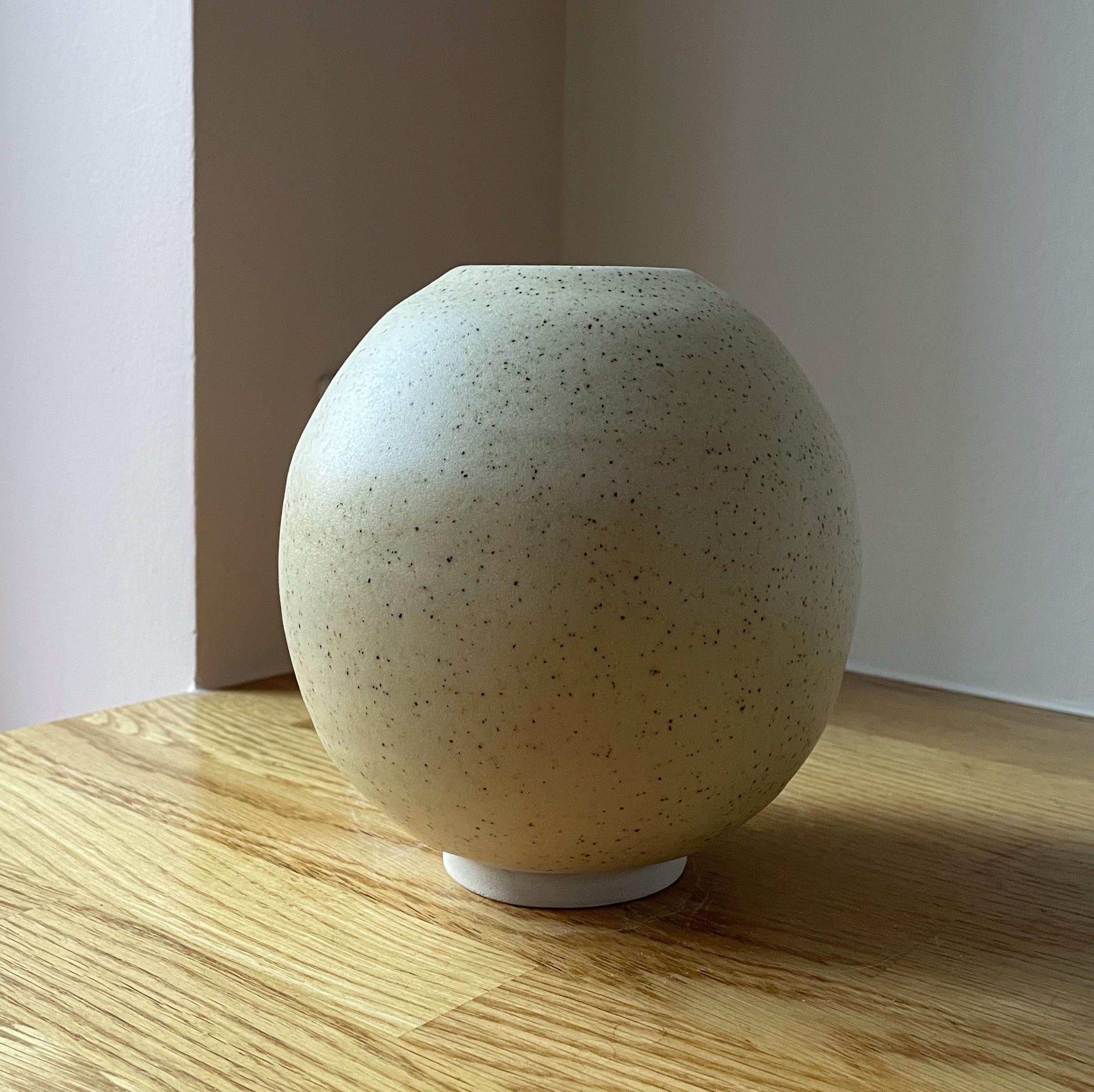 Unika keramik vase (H:16 cm) - Light yellow