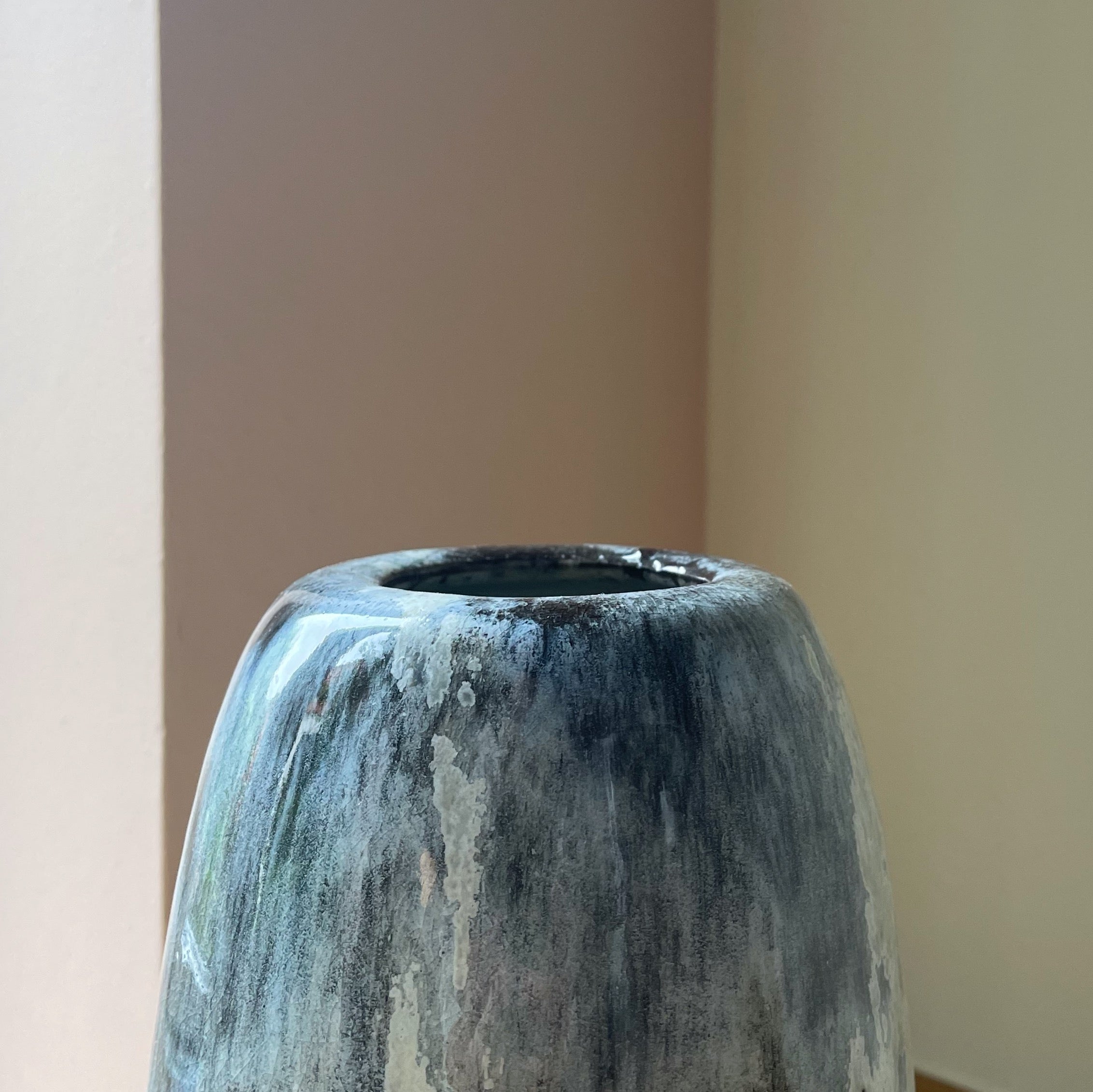 Unika vase no. 6