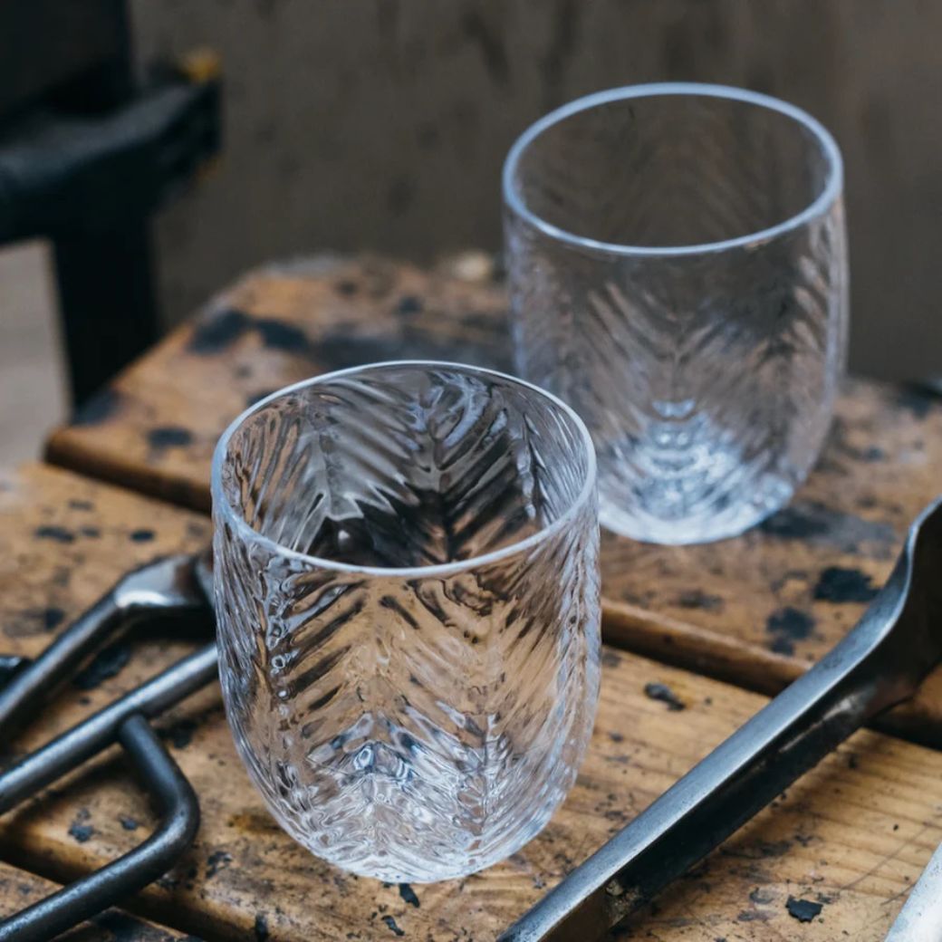 Sildeben Drinkglas 30 cl - Mundblæst vandglas, stor - Kadeau. Køb hos Studio Holdbar (webshop & butik). Hurtig levering