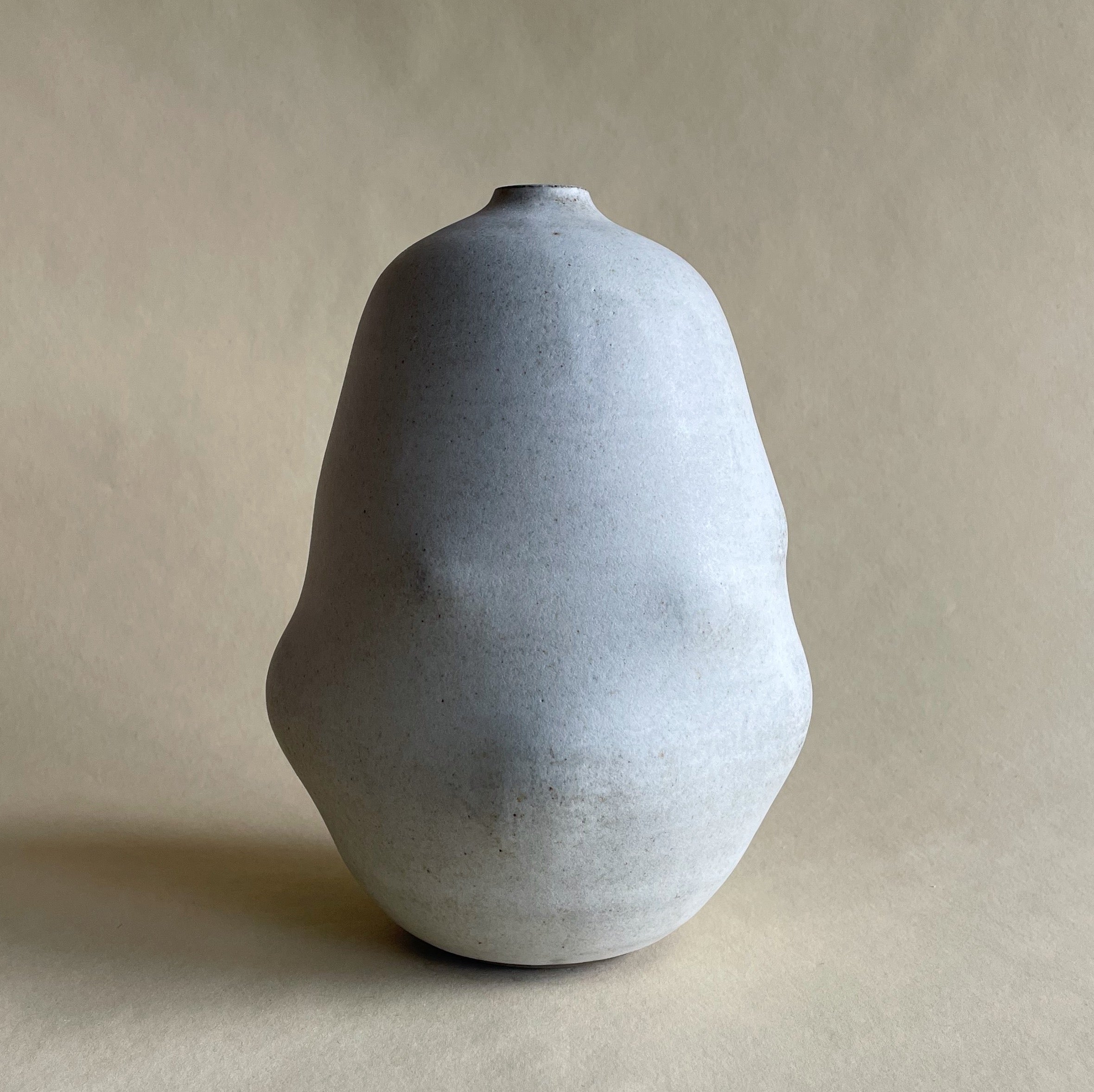 Shaped vase (H:21) - Unika