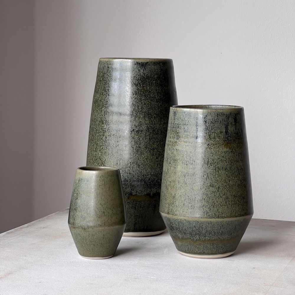 Oda Garden Vase – Medium (H:16 cm) - Grøn
