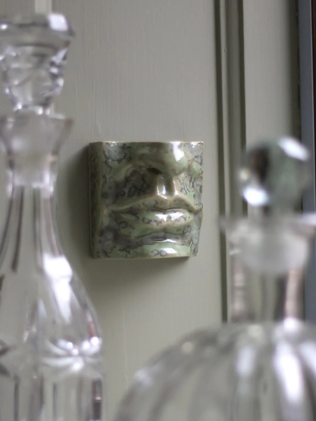 Vægrelief til ophæng - Mouth - Vægkunst - Crystal Green