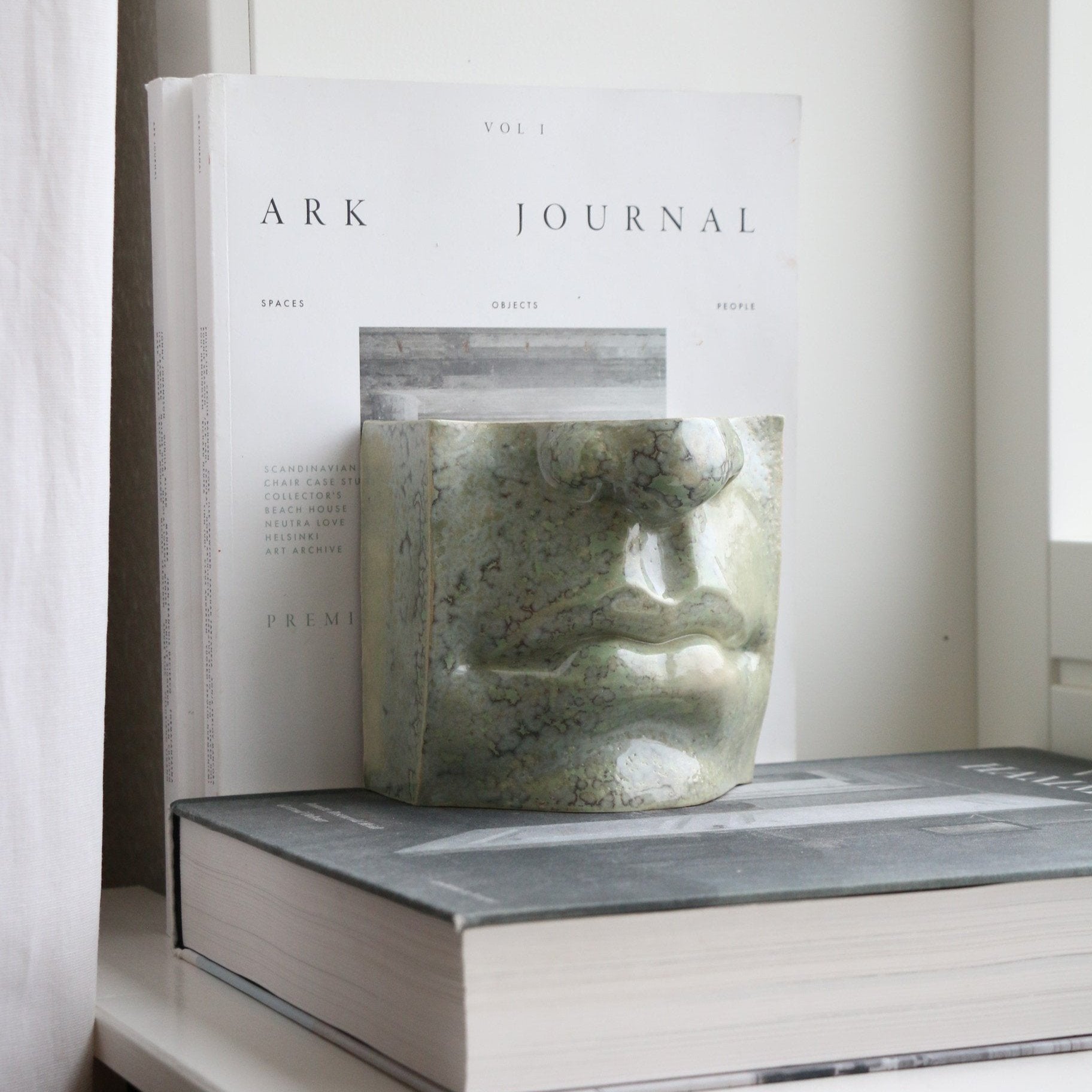 Bogstøtte mund/Bookend mouth - Crystal Green