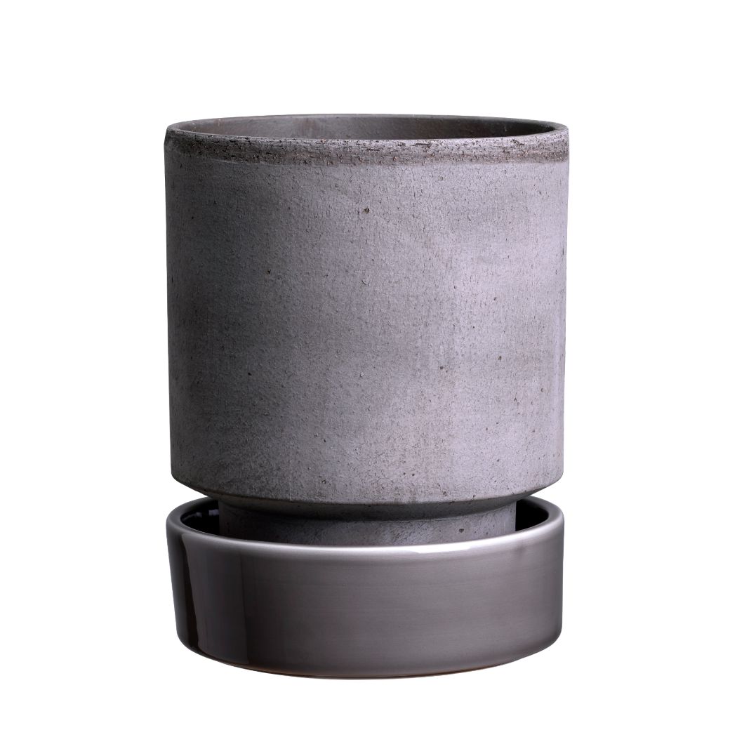 Bergs Potter - Hoff lerkrukke 14 cm inkl. glaseret underskål. Køb hos Studio Holdbar (webshop & butik). Hurtig levering