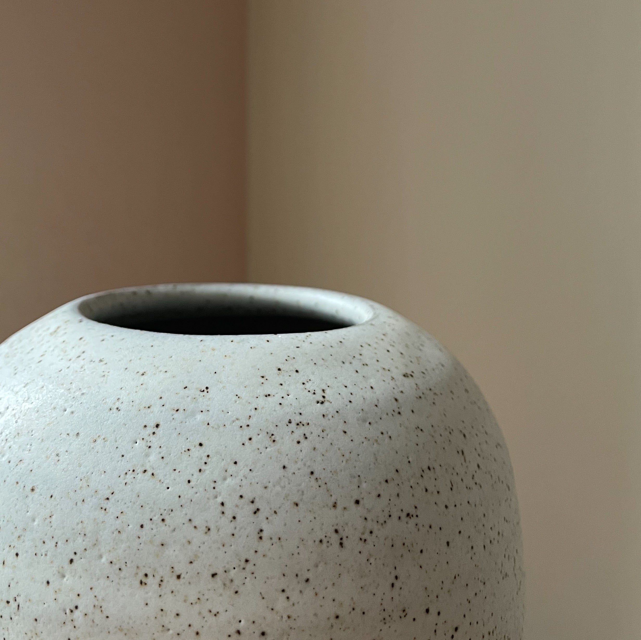 Unika keramik vase (H:21 cm) - Stor - Ash Grey