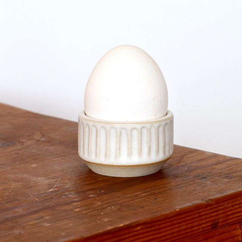Æggebæger - Carved