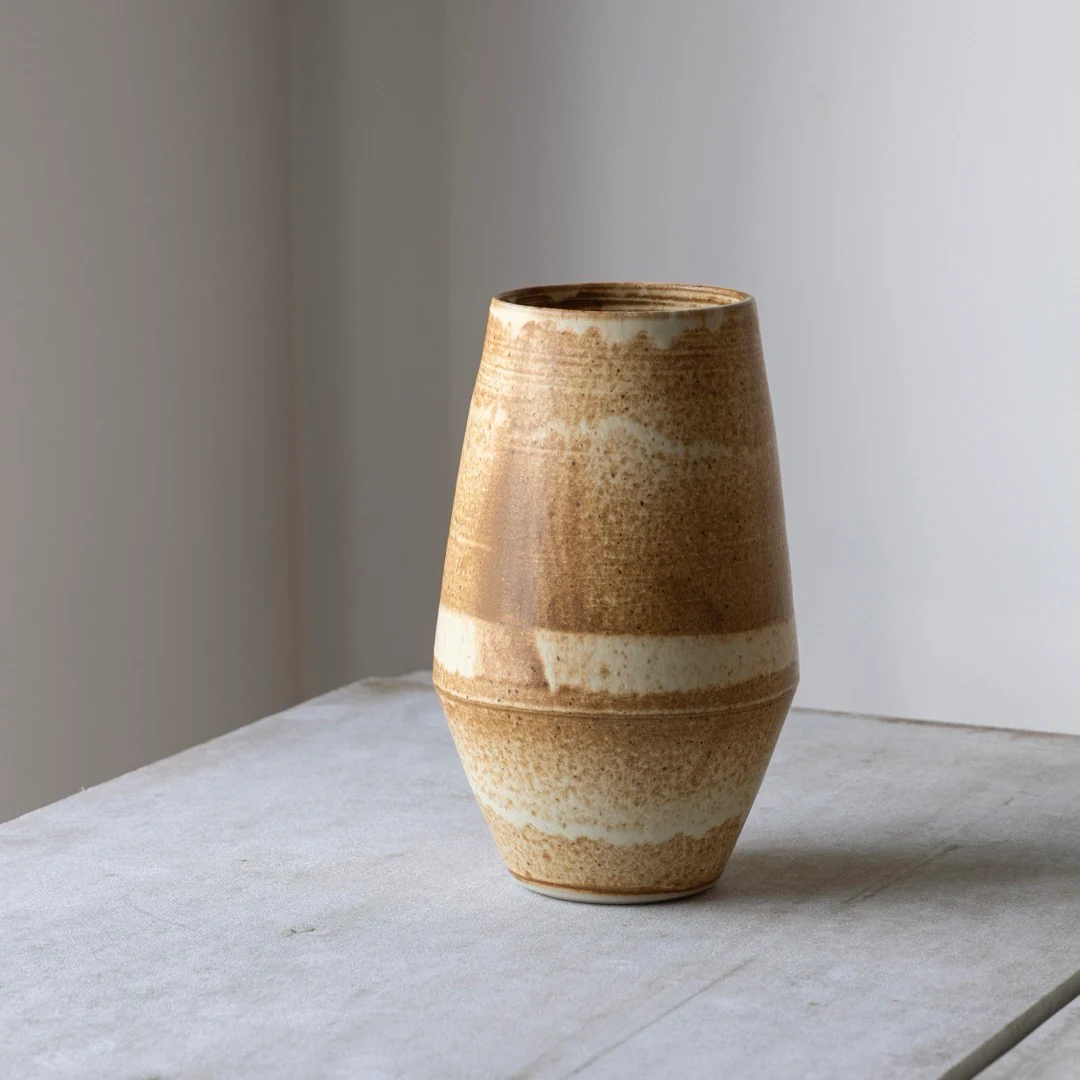Oda Garden Vase – Stor (H:22 cm) - Brun