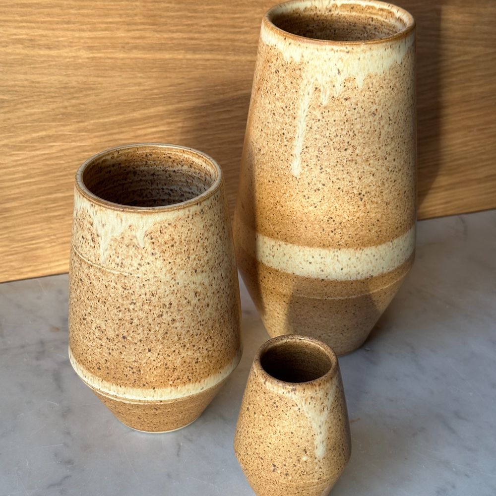 Oda Garden Vase – Medium (H:16 cm) - Brun