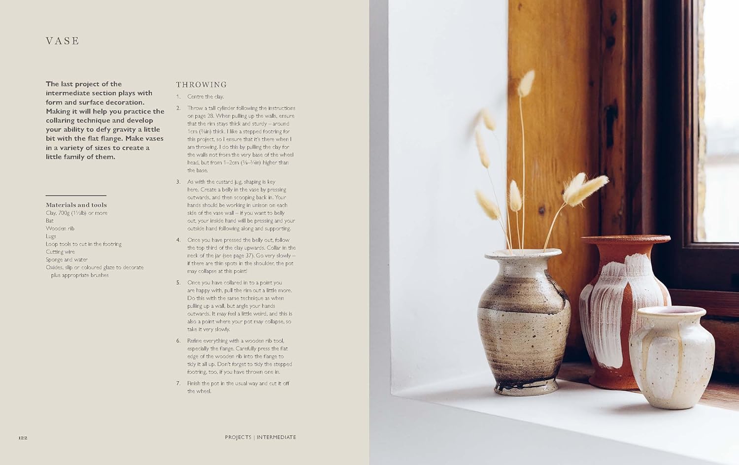 Thrown - A modern potter's guide to working with clay on wheel