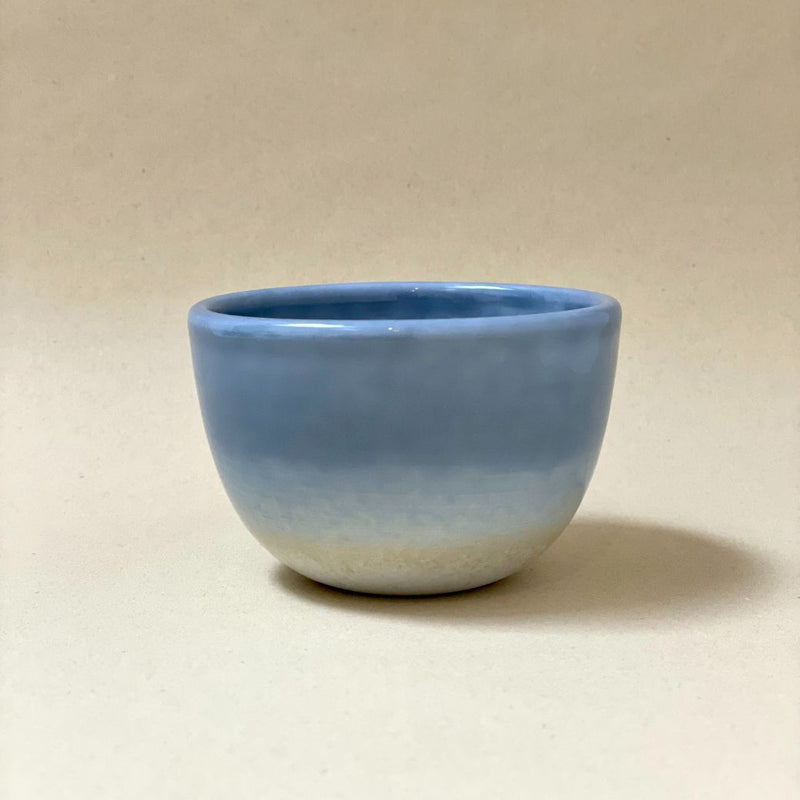 Unik keramik kop uden hank. Håndlavet af keramiker Anette Leegaard Fuhlendorff / ALF Ceramics.