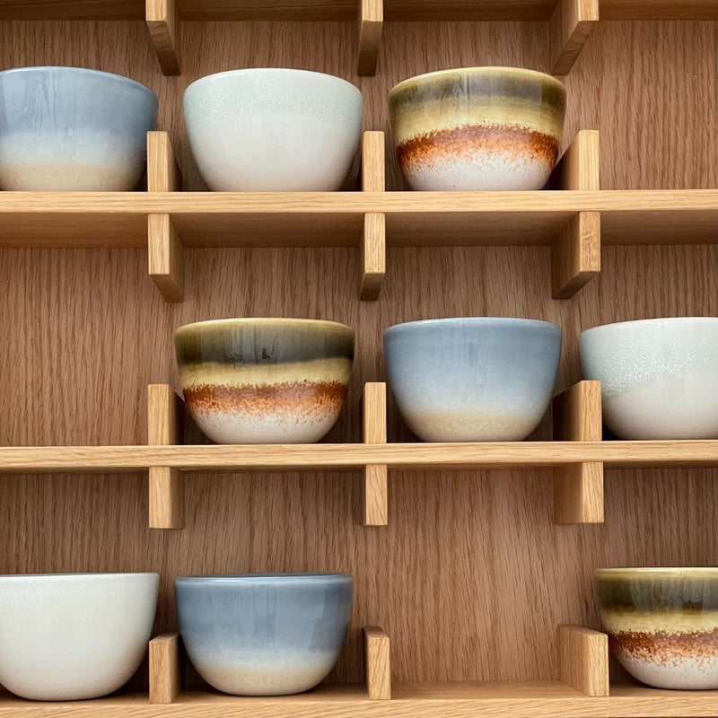 Unik keramik kop uden hank. Håndlavet af keramiker Anette Leegaard Fuhlendorff / ALF Ceramics.